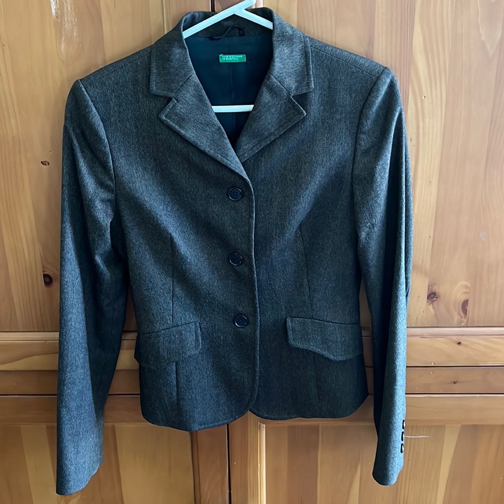 United Colors of Benetton blazer size 40